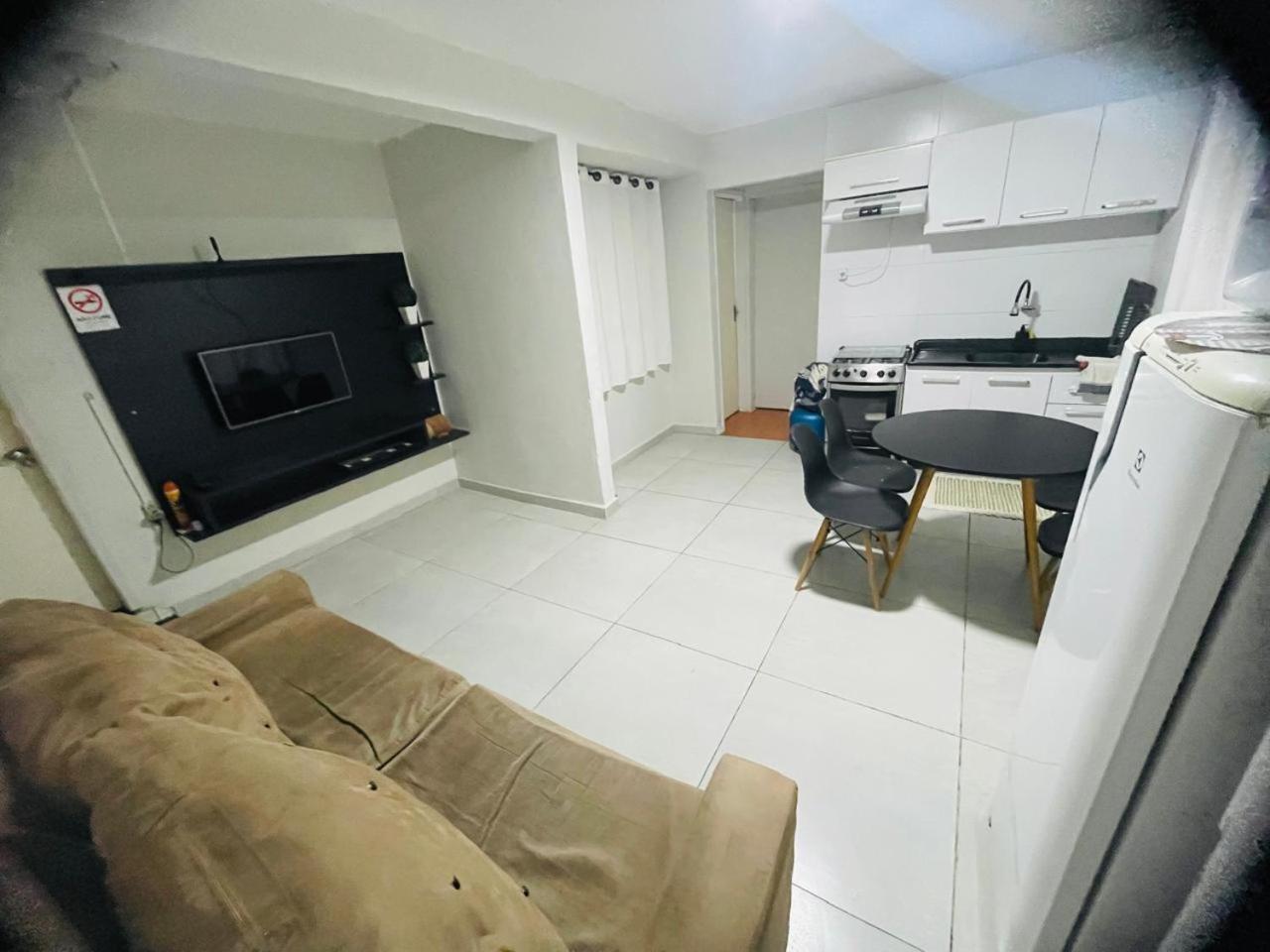 Casa Fundos Eco City 03 Simples E Confortavel Com 2 Quartos E Garagem Curitiba Bagian luar foto